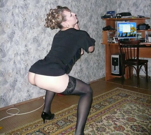Подборка девок в чулках из социальных сетей - порно фото