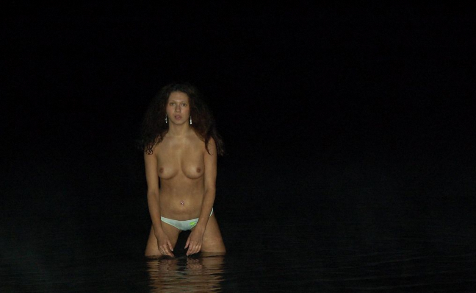 голая женщина ночью фото фото 100